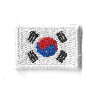 South Korea Mini Flag Patch – Embroidered National Banner – Travel Souvenir Gift – Iron-On Patch
