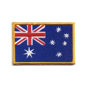 Könnte beinhalten: Gestickter Aufnäher mit der australischen Flagge. Das Design zeigt den Union Jack, ein rotes und weißes Kreuz und das Sternbild Kreuz des Südens in Weiß. Der Hintergrund ist blau und hat einen goldenen Rand.