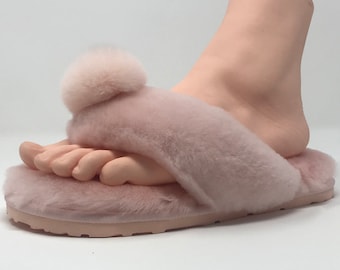 Sheepskin Fluffy Flip-flop with Pong Pong Front