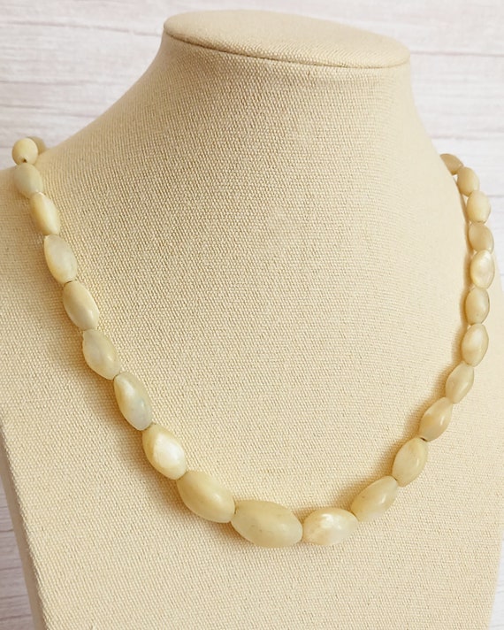 Vintage White Stone Necklace White Stone 20 Inch Necklace - Etsy