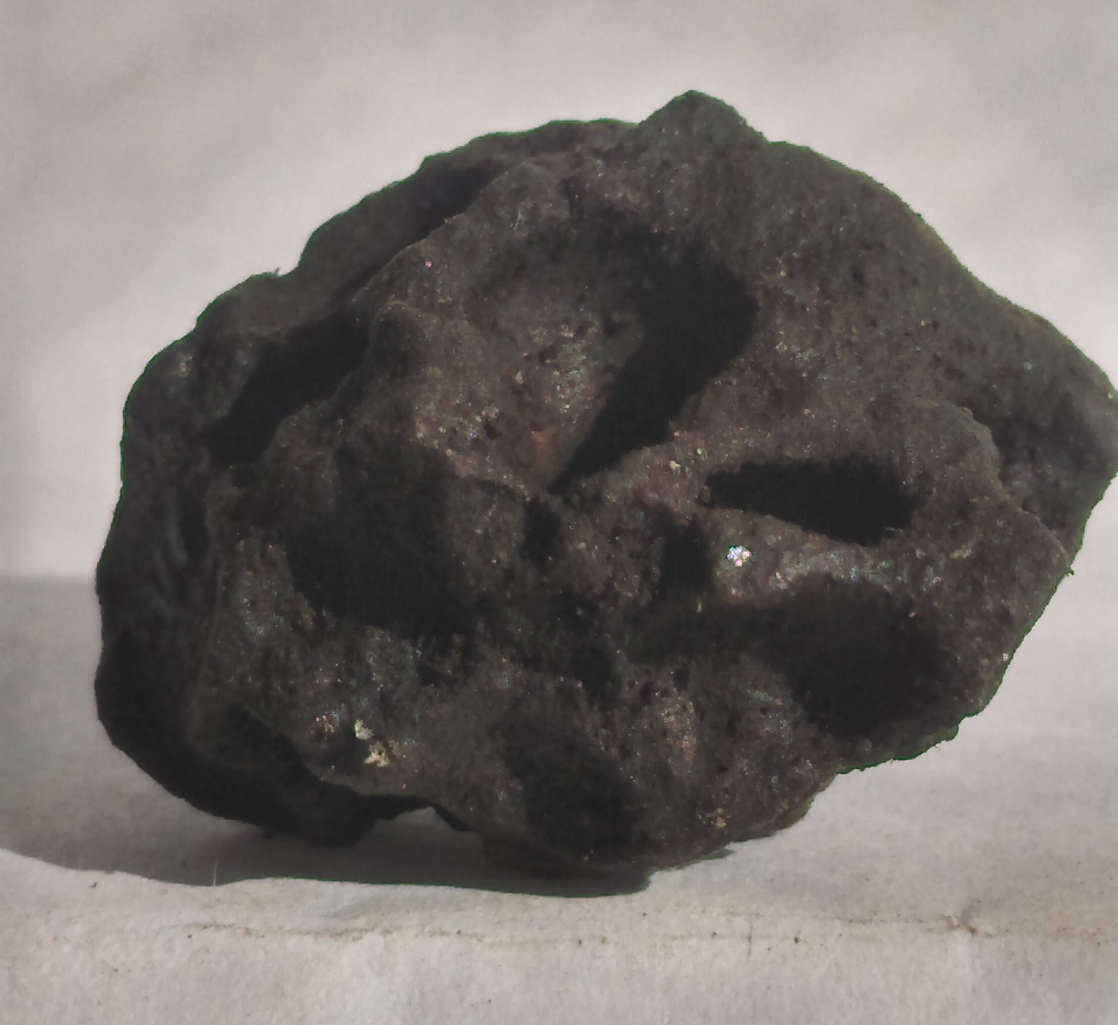 Météorite Lunaire Basalte Ilménite Vésiculeux 3, 21 Gr