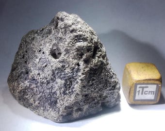 素晴らしい月の隕石、衝撃の大きい衝突で溶けた角礫岩 / 6.60 g - Etsy