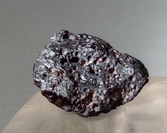素晴らしい月の隕石、衝撃の大きい衝突で溶けた角礫岩 / 6.60 g - Etsy