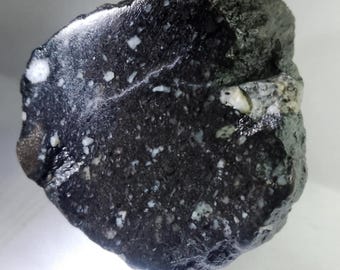 Magnificent and unique unclassified achondrite meteorite / 50.90 g
