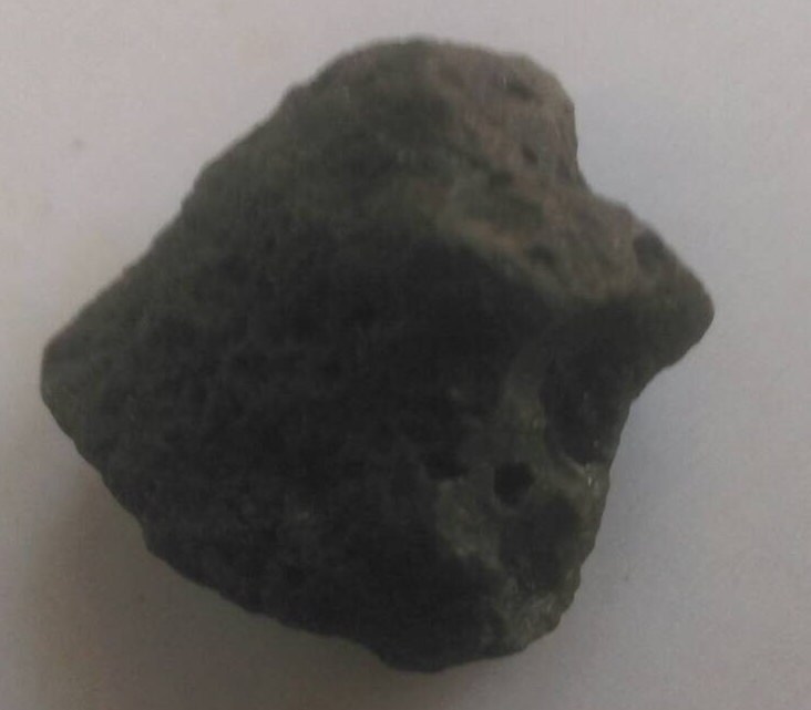 Météorite Lunaire Basalte Ilménite Vésiculeux 6, 74 G