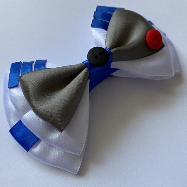 R2D2 inspired hair bow for dress up and cosplay - Star Wars inspired