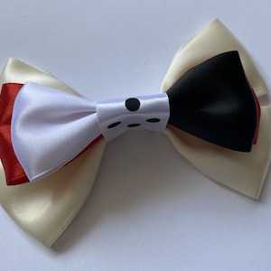 Cruella De Vil inspired hair bow for dress up and cosplay - Disney Villain inspired, 101 Dalmatians