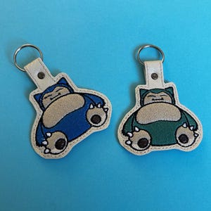 Snorlax, op Pokemon Sleep geïnspireerde geborduurde sleutelhanger, sleutelhanger, sleutelhanger, zakmonster