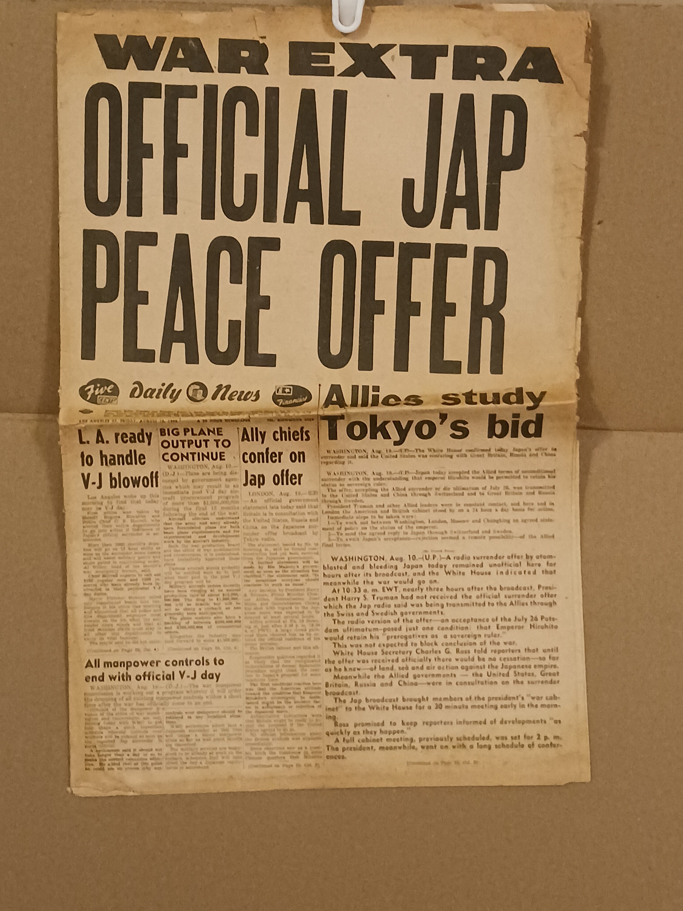 【中古】 An　Introduction　to　Newspaper　J 2 1945 WW II hdln newspapers JAPAN SURRENDERS to the ALLIES