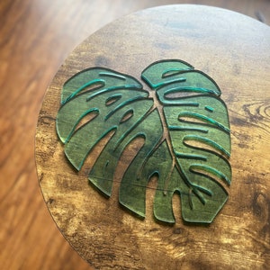 Monstera Leaf Placemat | Green Glass Acrylic Place Setting, Placemat for Weddings, Events, Dining Room, Dinner Party Mat, Charger