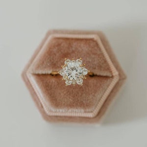 Vintage Sunburst Studded Band Dainty 9K Solid Gold Inset Big Round Cut Crystal Ring Handmade Stacking Gemstone Women Statement Halo Ring