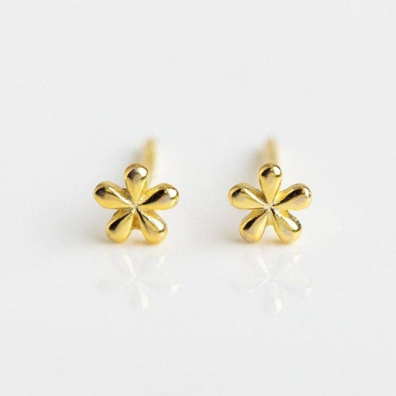 9K Solid Gold Flower Stud Earrings: Tiny Floral Blossom