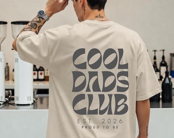 T-shirt personnalisé « Cool Dads Club », T-shirt tendance pour papa (créé en 2026), Cadeau minimaliste pour la fête des pères, T-shirt imprimé au dos « Cool Dad », T-shirt personnalisé pour nouveau papa