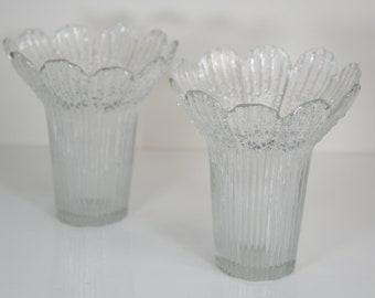 Pair of Vintage 1960s Glass Petal Vases | Designed by Pertti Kallionen for Lasisepat Mantsala Scandinavian Design, Glass made in Italy