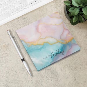 Bloc de notas Post-it® personalizado, bloc de notas personalizado, bloc de notas adhesivas con nombre, papelería rosa, lista de tareas, regalo para compañeros de trabajo y profesores.