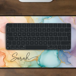 Tapis de souris personnalisé avec nom, grands tapis de bureau modernes, clavier gaming coloré, décoration de bureau moderne image 8