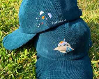 Sombrero de pana bordado con galaxia de huevo