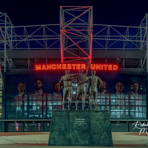 Old Trafford Stadium at night Manchester United wall art home decor Canvas print Aesthetic Gift For Man Utd Fan