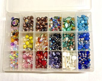 Asst. Glass, Crystal, Plastic Beads Jewelry Making Storage Case Vibrant Colors