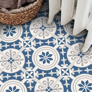 Sticker blauwe bloementegel: peel and stick vinylvloersticker