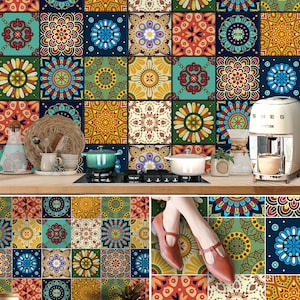 Puede incluir: Adhesivos para azulejos de despegar y pegar con coloridos patrones de Talavera mexicana en varios dise&ntilde;os geom&eacute;tricos y florales. Estas calcoman&iacute;as cuadradas de vinilo est&aacute;n dise&ntilde;adas para cocinas, ba&ntilde;os y salpicaderos de pared.
