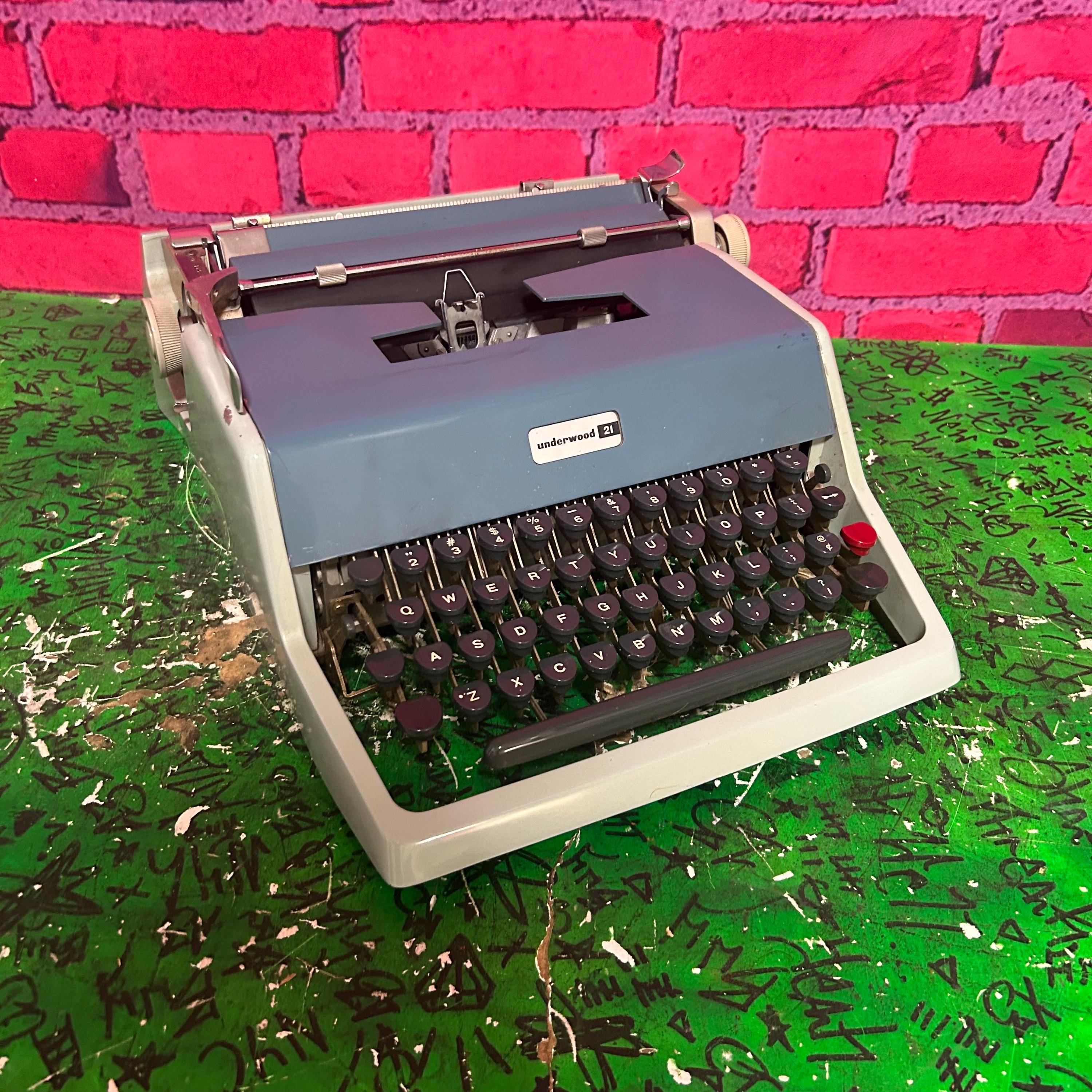 Underwood typewriter - Etsy 日本