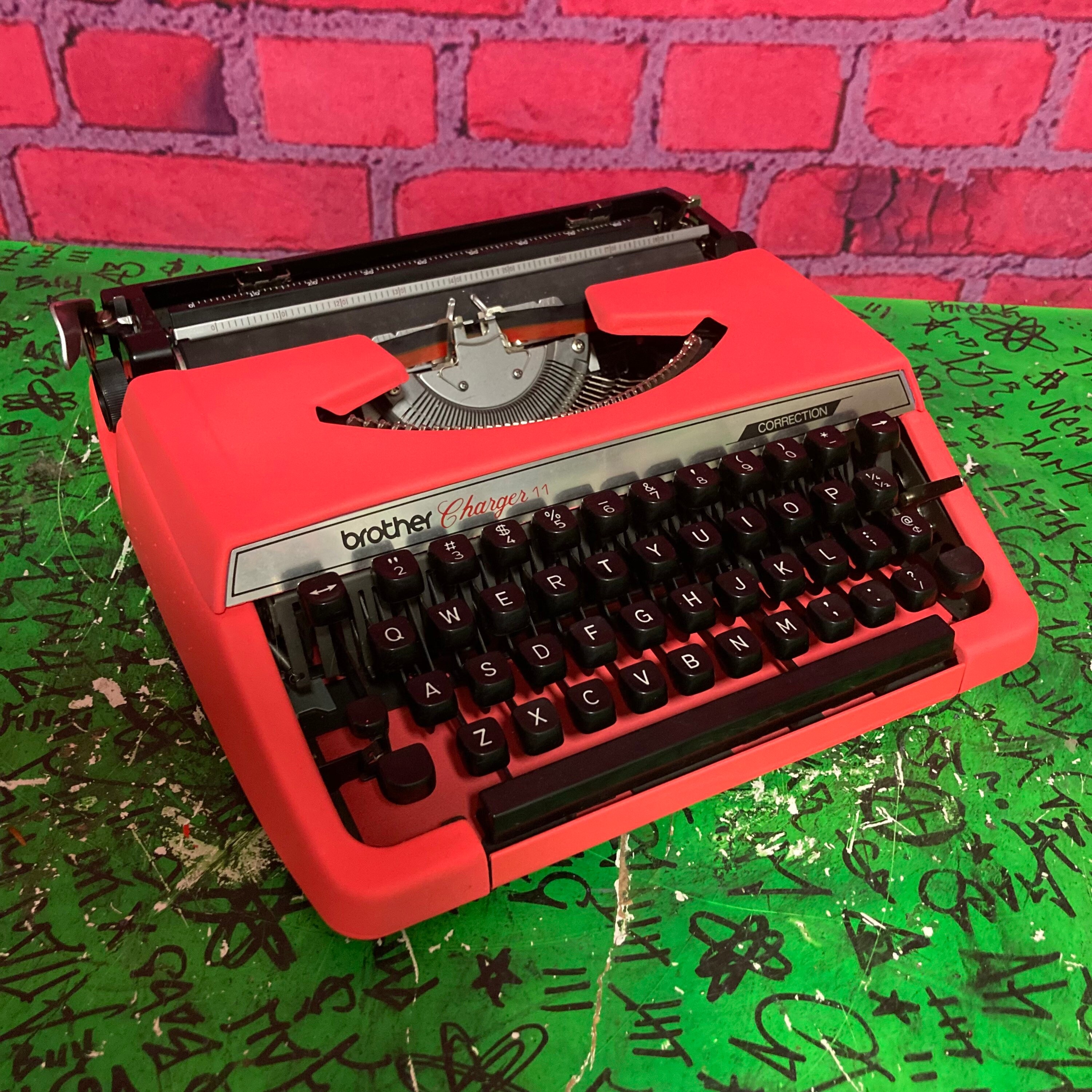 Image of Olympia A 2040 typewriter at Best Buy