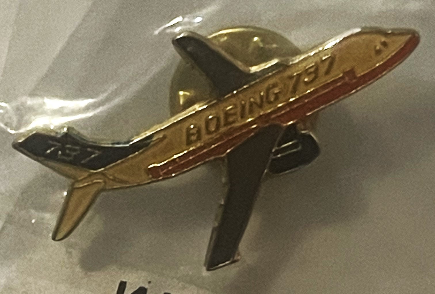 Broche (pin's) Vintage Avion Embraer 145 Cirrus - Collection Aviation