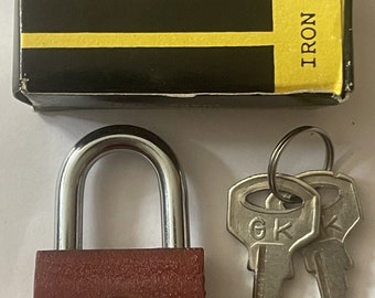 Candado de hierro GoldKey vintage, nuevo, para máquina expendedora de chicles, con caja.