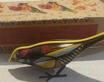 Vintage 1970s - 1980s Tin Wind Up Pecking Goldfinch or Chicken Toy in Box!