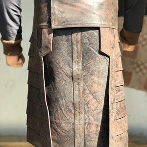 The Mandalorian inspired Armorer Leather Skirt image 3