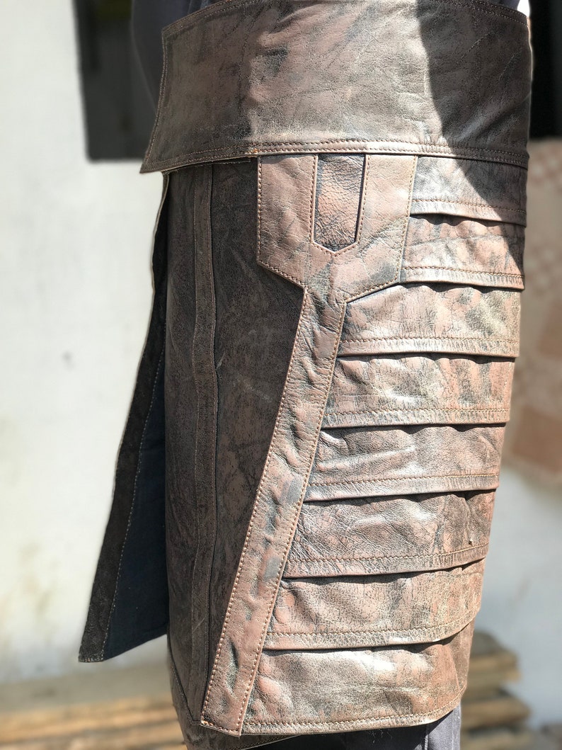 The Mandalorian inspired Armorer Leather Skirt image 2