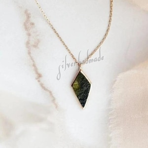 Moldavite Pendant, Raw Moldavite Necklace, minimalist, Authentic Moldavite, gift for her, Christmas gift, wedding Necklace, summer jewelry