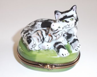 Kitty Cat with crown Trinket Box Carruth Collection Studios for Demdaco 2009 New 