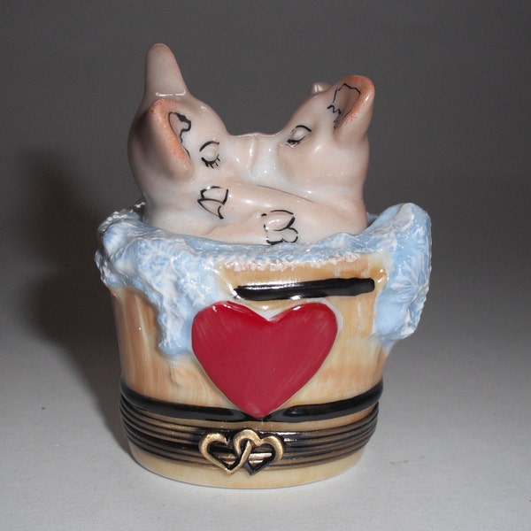 Vintage Limoges Trinket-Two pigs in a Tub