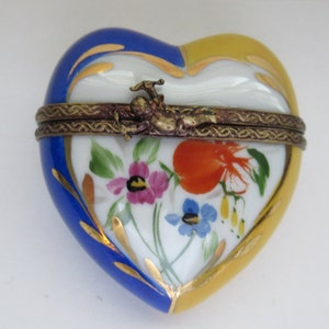 Vintage Limoges Trinket-Unique Heart Box