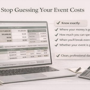 K&ouml;nnte beinhalten: Ein Laptop mit Veranstaltungsdaten, daneben ein Taschenrechner, Notizblock und Bargeld. Der Text lautet "Stop Guessing Your Event Costs" und listet Schl&uuml;sselfunktionen auf, wie z. B. genau zu wissen, wohin das Geld flie&szlig;t.