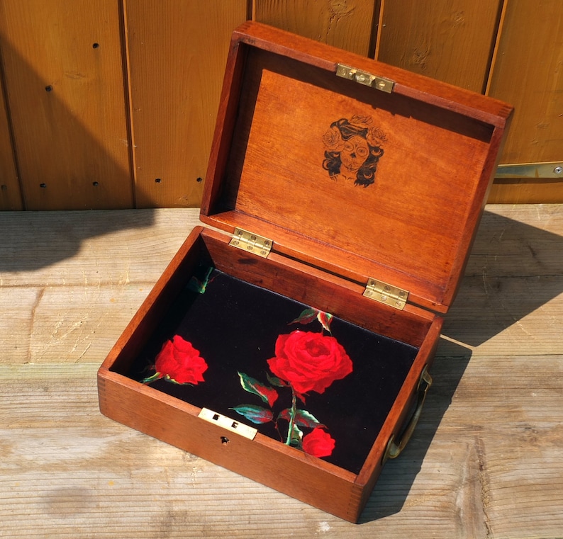 Fabulous, Quirky Sugar Skull Jewellery Box image 6