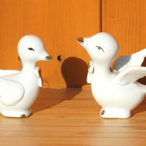 Two Cute, Kitsch Mid Century Ceramic Ducklings image 4