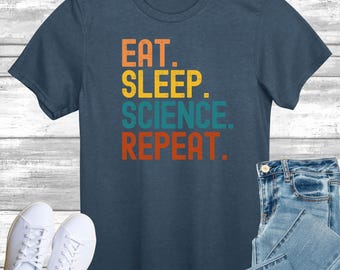 Camiseta retro "Come, duerme, ciencia", estilo "Repetir", estilo vintage "Código al atardecer", desgastada, ideal para amantes de la informática, regalo para papá e hijo.