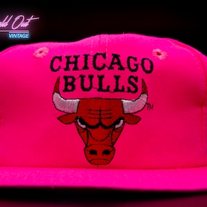 Mitchell & Ness Chicago Bulls Neon Champs Hoodie Neon Pink