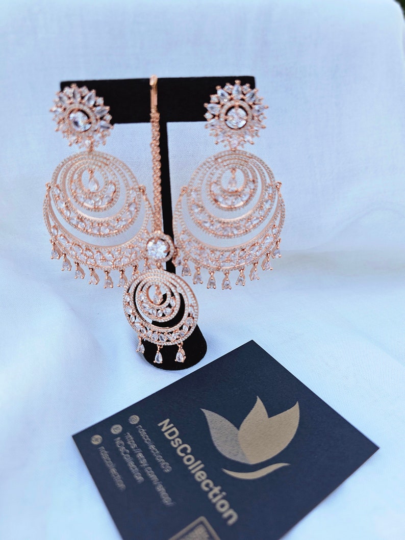 Pink Two Line Leaf Shape Chand Baalis main image 1