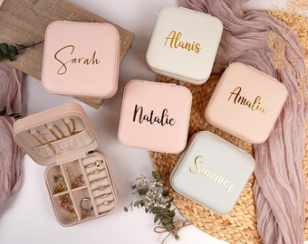 Travel Jewelry Box, Personalized Bridesmaid Proposal Gift, Jewelry Organizer Box for Women Girls, Travel Jewelry Storage Case