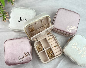 Personalized Jewelry Box for Women Girls • Christmas Gifts for Her • Premium Velvet Jewelry Travel Case • Bridesmaid Proposal Gift