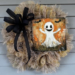 Neutral Ghost Halloween Wreath – Minimalist Fall Décor with Rustic Charm