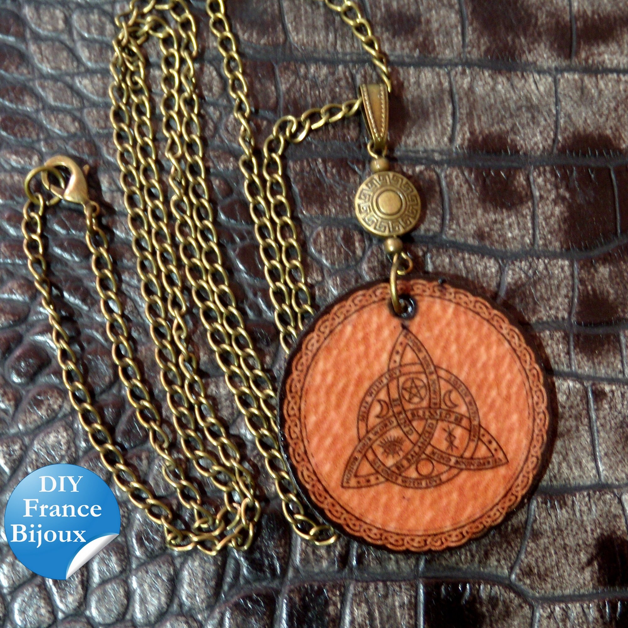 Talisman Collier Noeud Celtique de Protection Sainte Trinité Cuir et Bronze