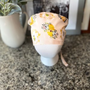 Bee Scrub Cap