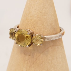 Vintage Peridot Trilogy Ring in Sterling Silver