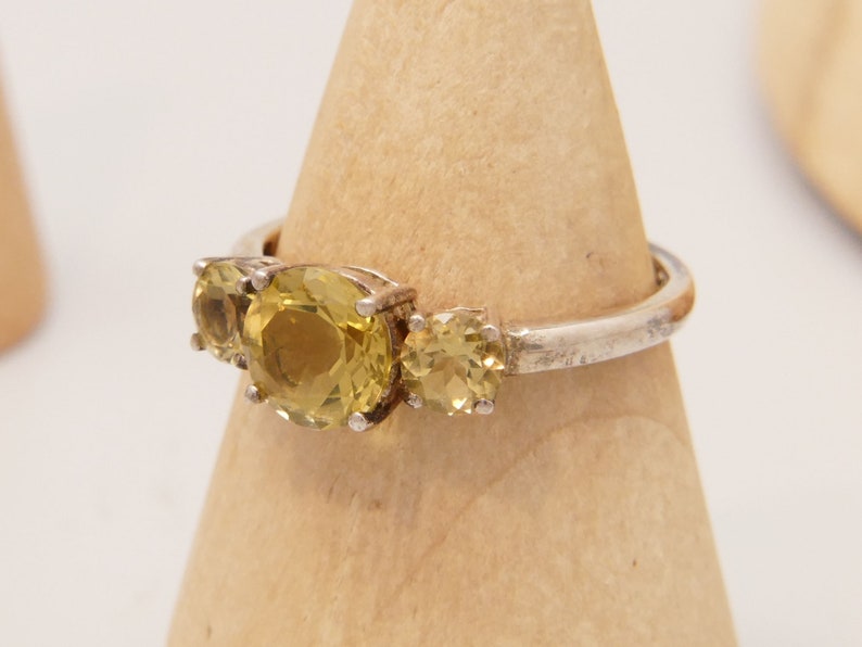 Vintage Peridot Trilogy Ring in Sterling Silver