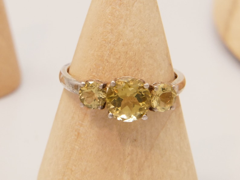 Vintage Peridot Trilogy Ring in Sterling Silver